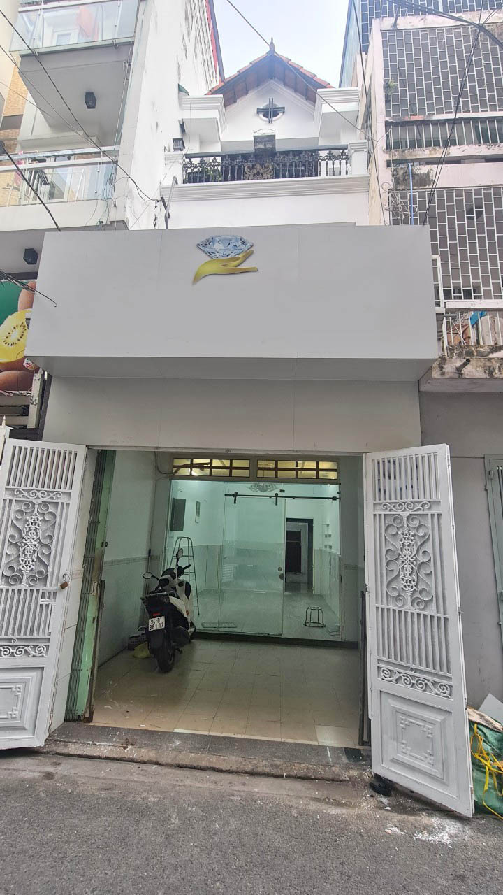 Cho thuê nhà nguyên căn MT đường Cô Bắc, Phường 2, Quận Phú Nhuận.